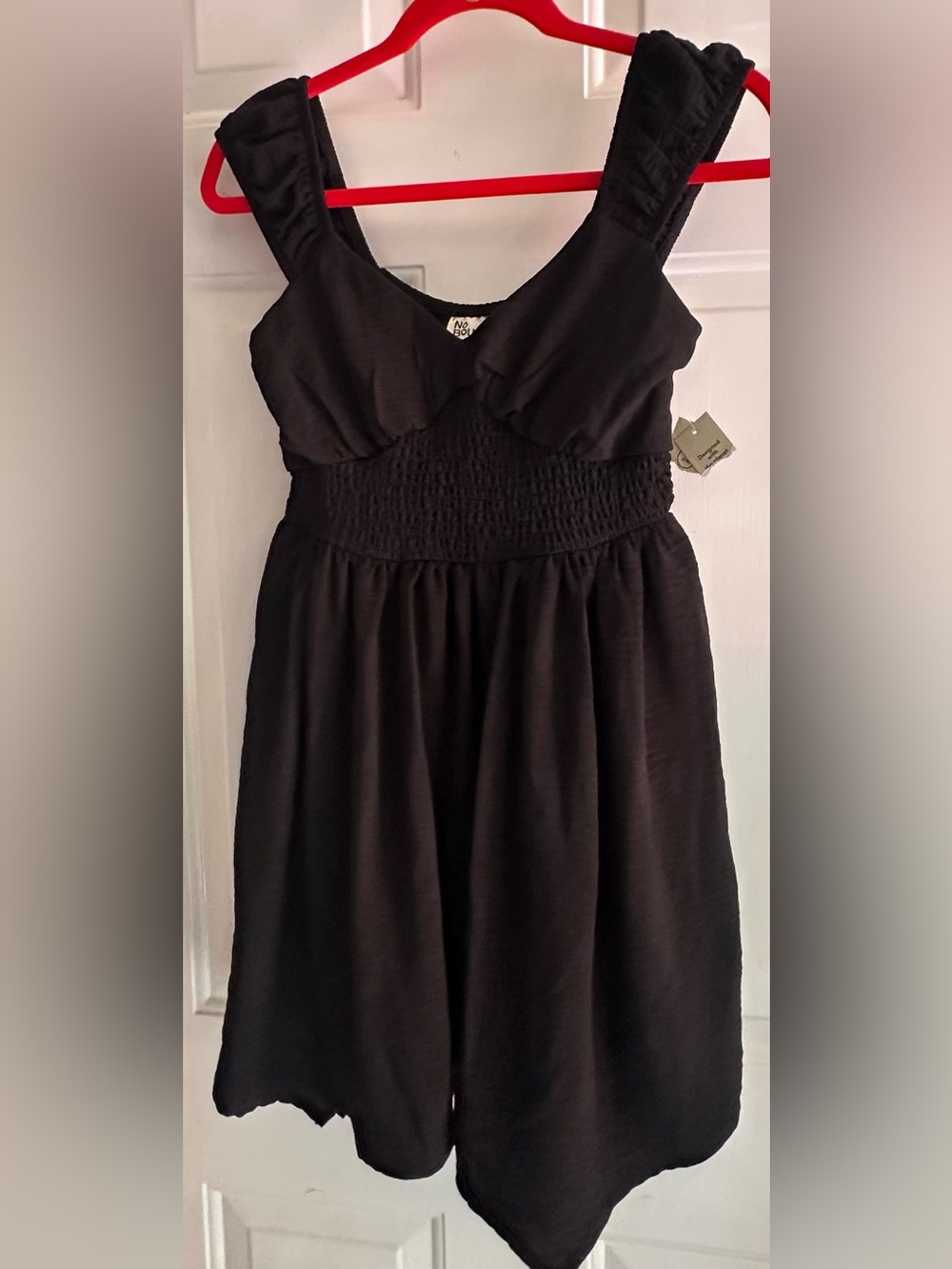 No Boundaries Black Sleeveless Smocked-Waist Midi Top